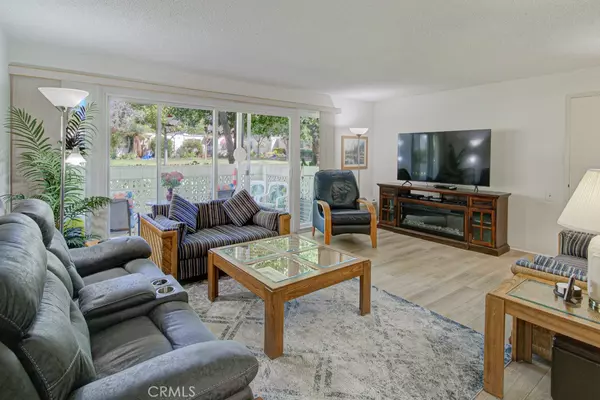 Laguna Woods, CA 92637,224 Avenida Majorca #B