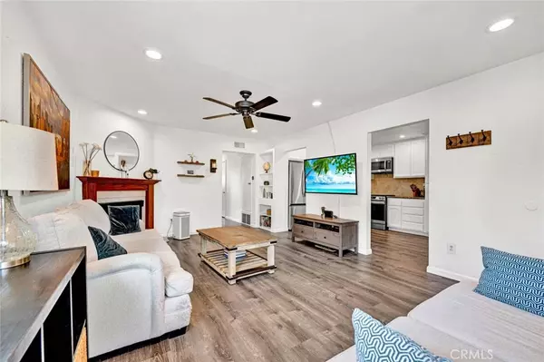 Orange, CA 92865,215 E Taft AVE #4