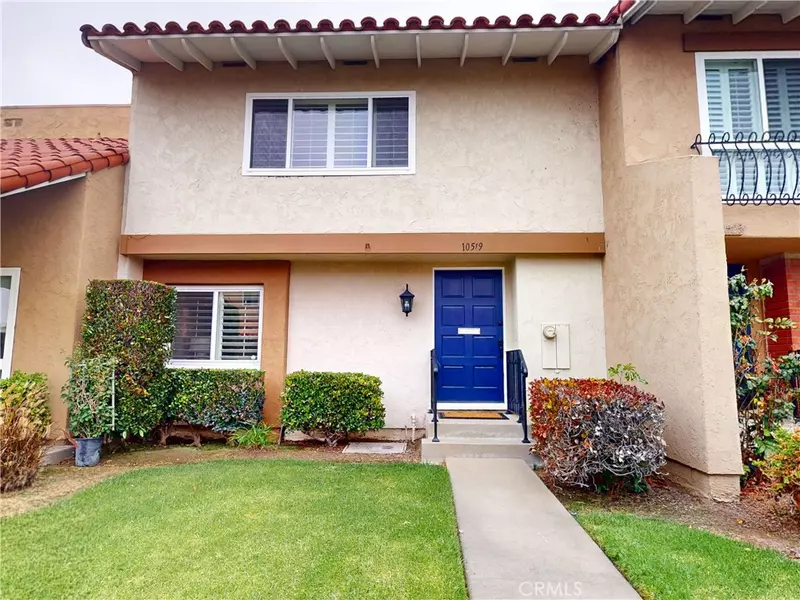 10519 La Rosa Circ, Fountain Valley, CA 92708