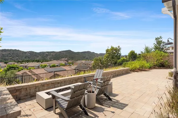 19 Tandeo DR, Rancho Mission Viejo, CA 92694