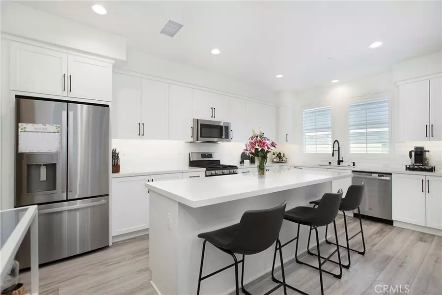 83 Hideaway LOOP, Mission Viejo, CA 92692