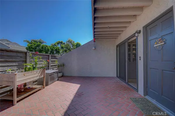 Huntington Beach, CA 92647,17874 Pollard LN #45