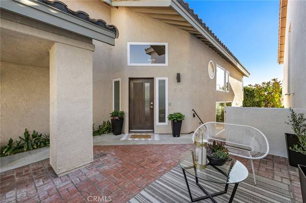 Dana Point, CA 92629,27 Palm Beach Court
