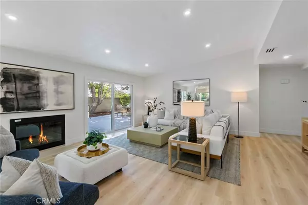North Tustin, CA 92705,13511 Whembly DR