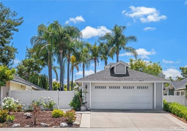 51 Oxbow Creek LN, Laguna Hills, CA 92653
