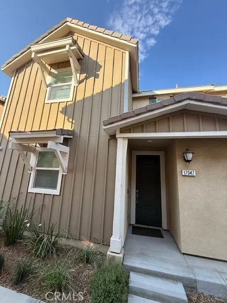 17047 Zion DR, Canyon Country, CA 91387