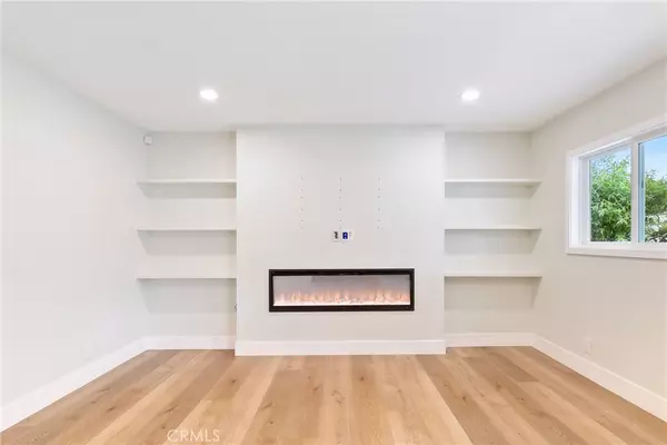 Tustin, CA 92780,13602 Marshall LN