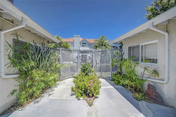 Los Angeles, CA 90034,3741 -3745 Jasmine AVE