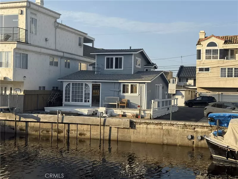 16775 Bayview DR, Huntington Beach, CA 92649