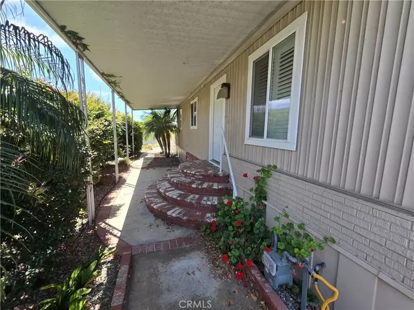Huntington Beach, CA 92649,16222 Monterey LN #379