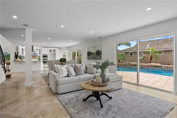 Huntington Beach, CA 92649,5402 Meadow CIR