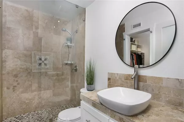 Huntington Beach, CA 92646,20341 Bluffside Cir #C301