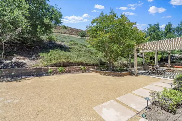 2 Swallows LN, Trabuco Canyon, CA 92679