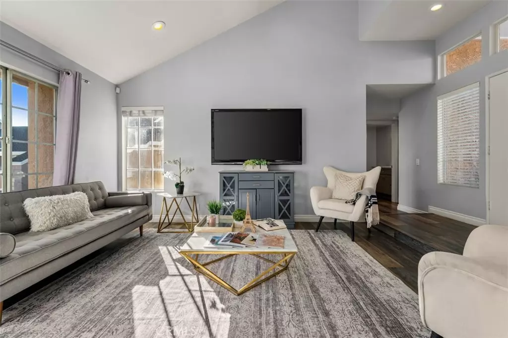 Irvine, CA 92614,79 Greenfield #84