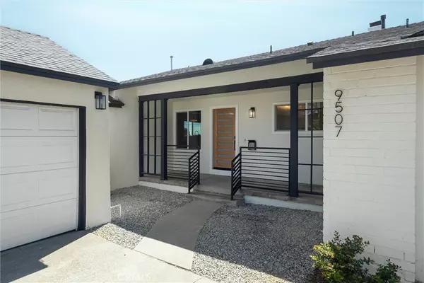 Inglewood, CA 90305,9507 S 10th AVE