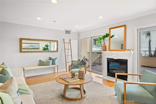 Los Angeles, CA 90025,1828 Glendon AVE #102