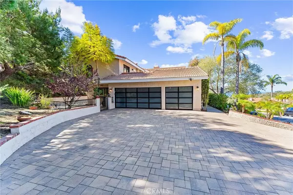 San Clemente, CA 92672,604 Avenida Acapulco