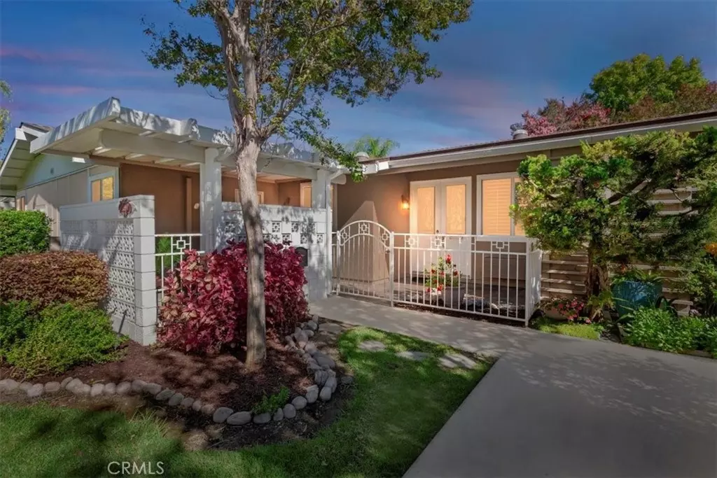 Laguna Woods, CA 92637,369 Avenida Castilla #C