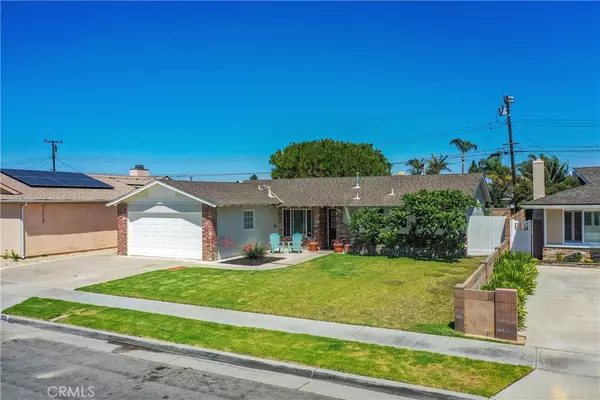 Huntington Beach, CA 92649,16362 Saratoga LN