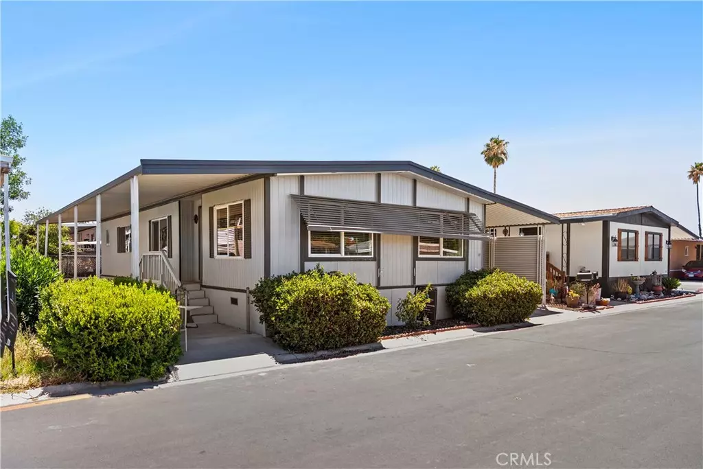 Hemet, CA 92543,1455 S State Space #296