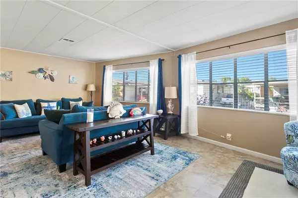 Lake Forest, CA 92630,24921 Muirlands BLVD #245