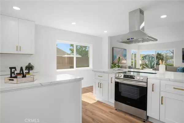 Oceanside, CA 92056,4566 Hancock CIR