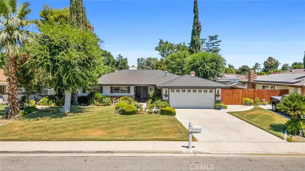7612 Wide Loop Road, Bakersfield, CA 93309