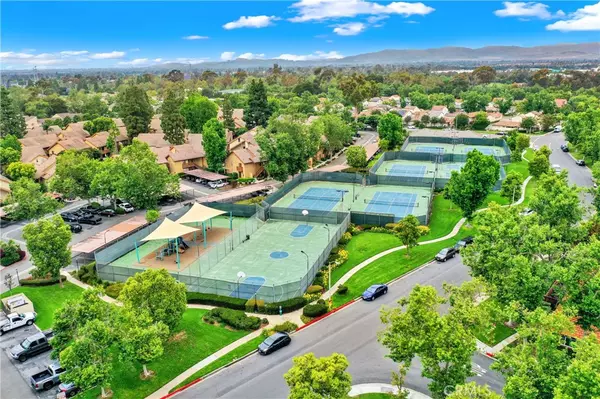 Irvine, CA 92618,134 Orchard