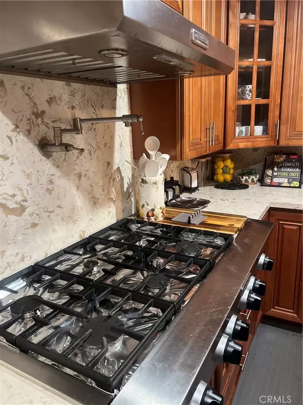 Corona, CA 92882,705 W Monterey RD