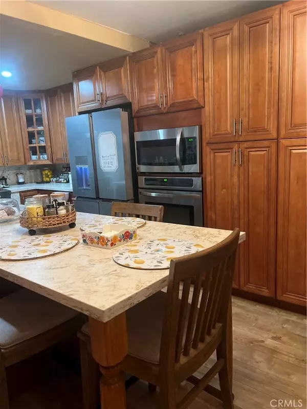 Corona, CA 92882,705 W Monterey RD