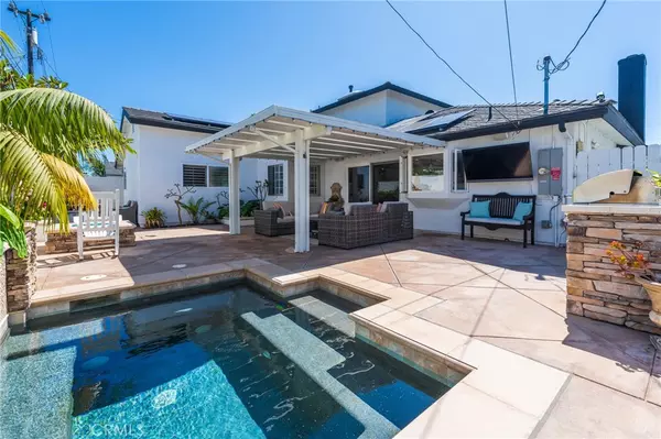 Huntington Beach, CA 92647,17722 Collins CIR