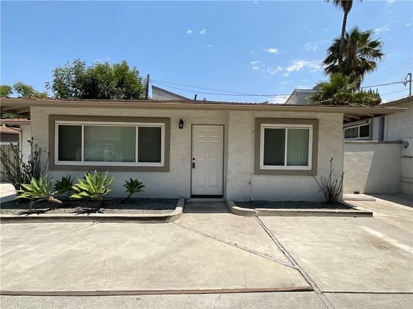 2641 Santa Ana AVE #B, Costa Mesa, CA 92627