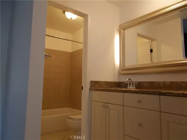 Yorba Linda, CA 92887,6241 Hartford RD #182