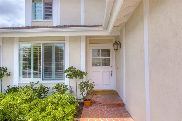 Irvine, CA 92620,4 Boone