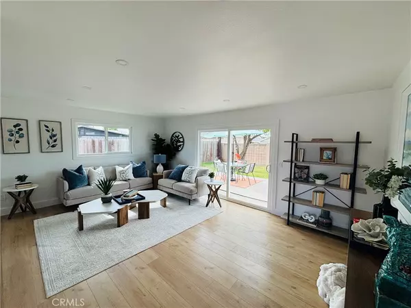 Huntington Beach, CA 92647,6781 Retherford DR