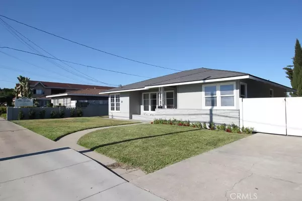 La Palma, CA 90623,8392 Walker ST