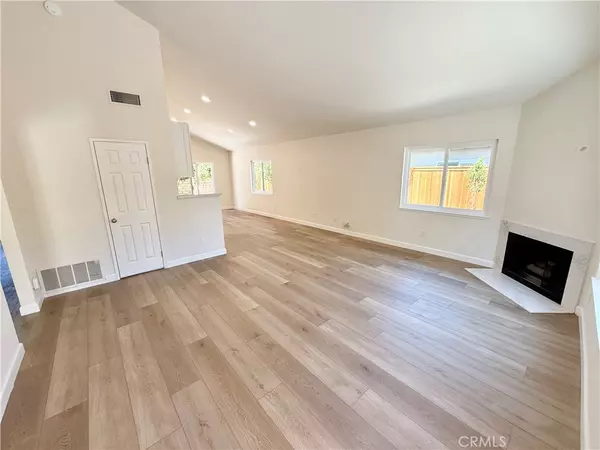Mission Viejo, CA 92691,27502 Los Banos