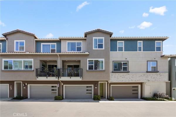 275 Carmona, Lake Forest, CA 92630
