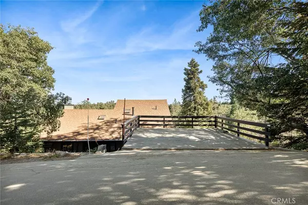 Green Valley Lake, CA 92341,33460 Angeles DR