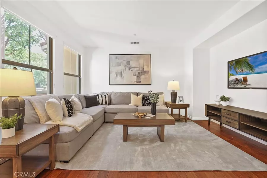 116 Townsend, Irvine, CA 92620