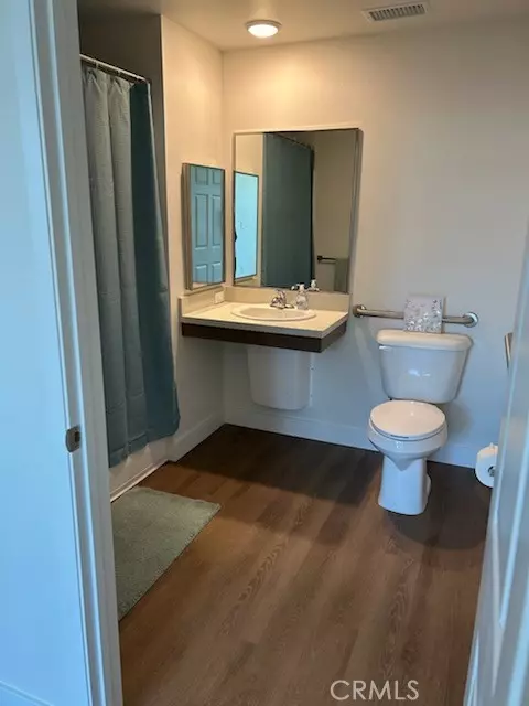 Oceanside, CA 92057,4933 N River RD