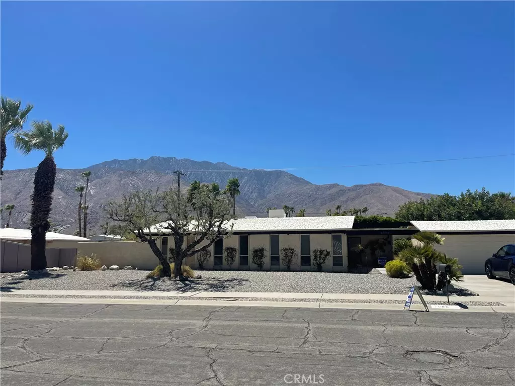 Palm Springs, CA 92262,2605 N Kitty Hawk DR
