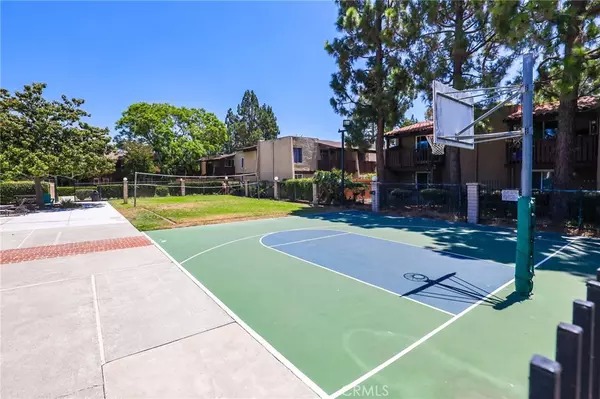 Santa Ana, CA 92707,1030 W Macarthur BLVD #95