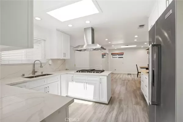 Fountain Valley, CA 92708,17940 Oak ST