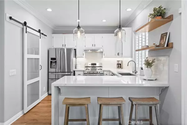 Rancho Santa Margarita, CA 92688,33 Willowbrook LN