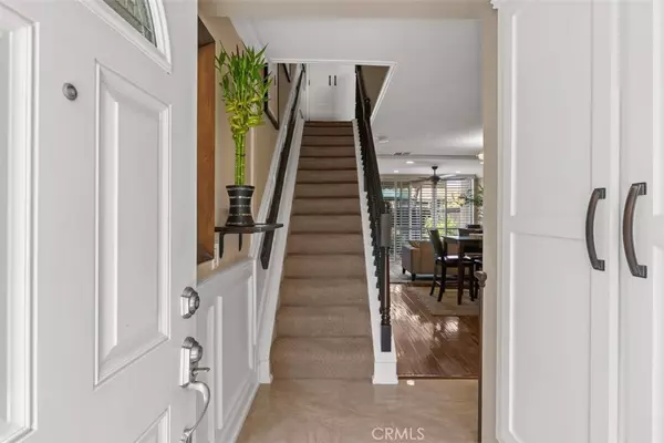Irvine, CA 92620,26 Lakepines