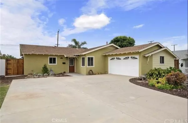 5082 Linda CIR, Huntington Beach, CA 92649