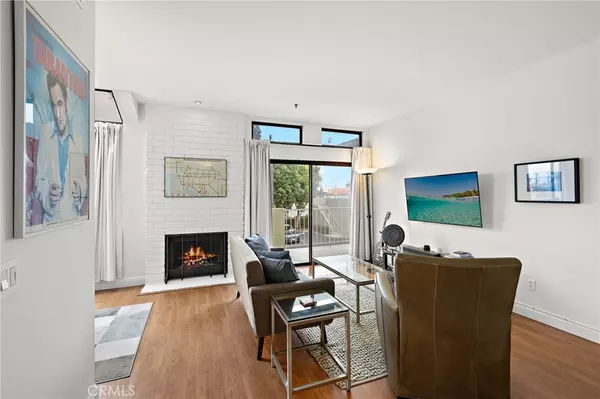 Huntington Beach, CA 92647,17641 Sergio CIR #203