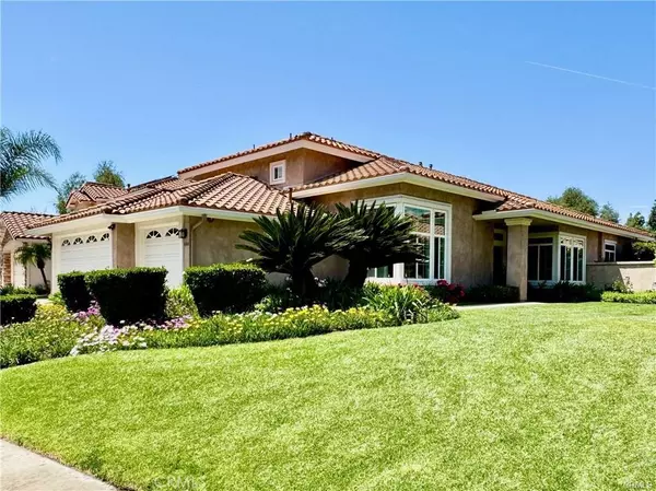 El Cajon, CA 92019,3025 Camino De Las Piedras