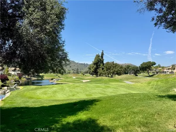 El Cajon, CA 92019,3025 Camino De Las Piedras